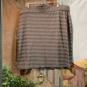 Roaman’s houndstooth print mini skirt